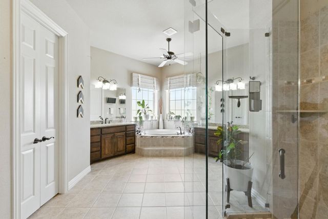 141 Pinnacle Peak Lane, Weatherford, TX 76087