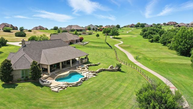 141 Pinnacle Peak Lane, Weatherford, TX 76087
