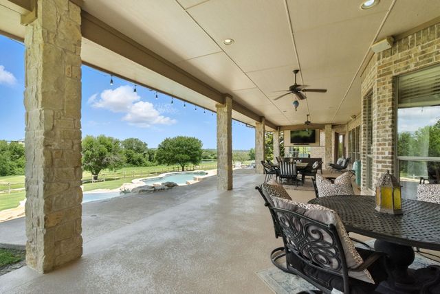 141 Pinnacle Peak Lane, Weatherford, TX 76087