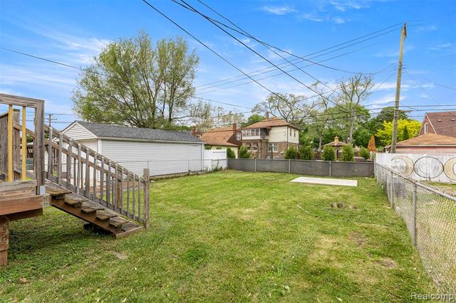 1056 Stewart Avenue, Lincoln Park, MI 48146
