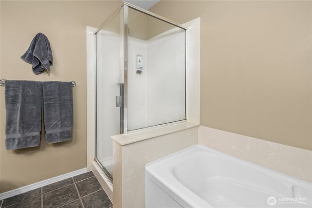 562 Elma Avenue NE, Renton, WA 98059