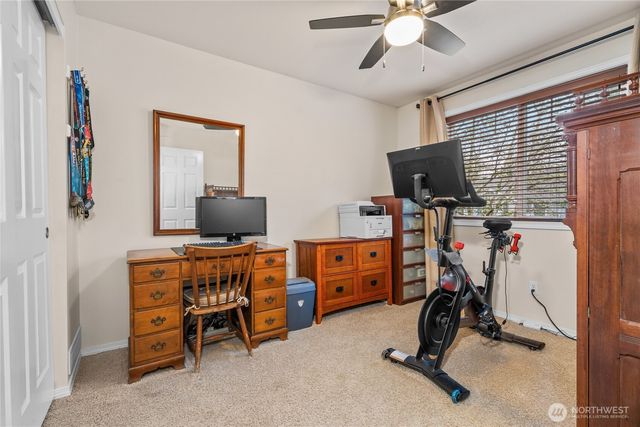 562 Elma Avenue NE, Renton, WA 98059