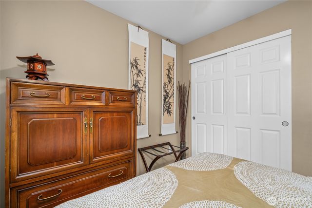 562 Elma Avenue NE, Renton, WA 98059