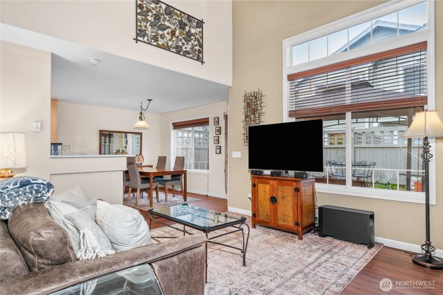 562 Elma Avenue NE, Renton, WA 98059