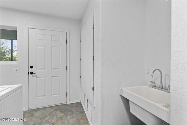 405 S 200 E, Pima, AZ 85543