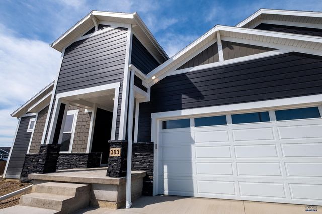 303 MIRIAM CT, Rapid City, SD 57703