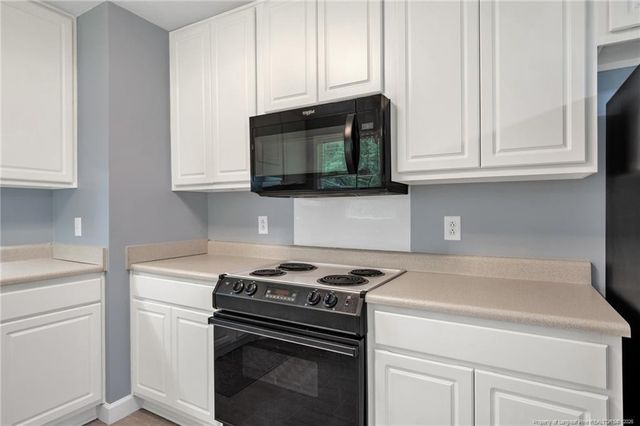 3858 Red Oak Drive, Fayetteville, NC 28306