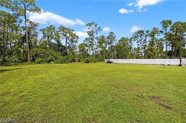 713 Canton AVE, Lehigh Acres, FL 33972