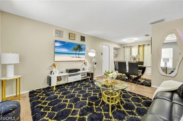 713 Canton AVE, Lehigh Acres, FL 33972