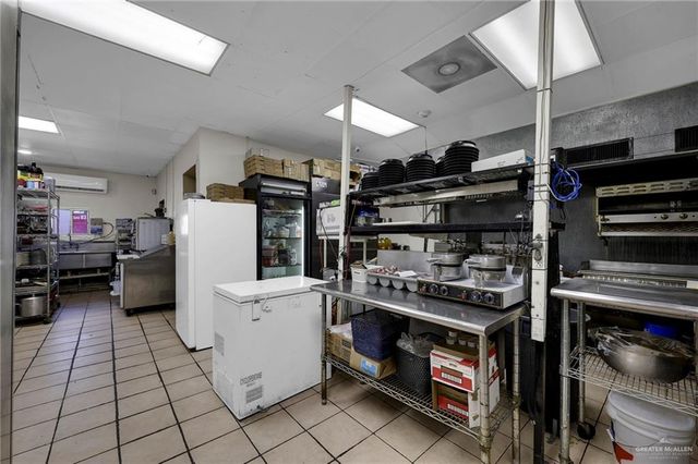 204 Tom Gill Road, Penitas, TX 78576