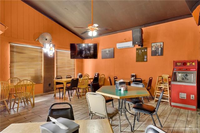 204 Tom Gill Road, Penitas, TX 78576