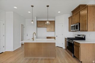 6835 S MOUNT BERRY RD #436, West Jordan, UT 84081
