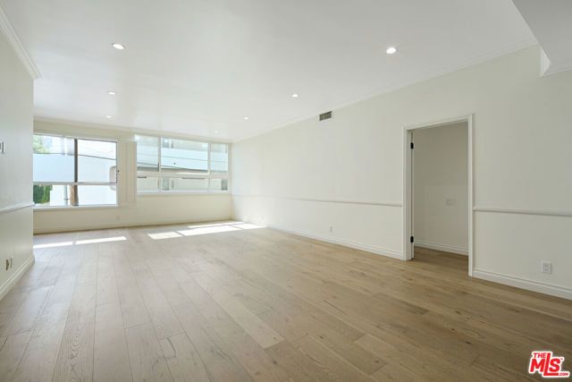435 N PALM Drive 203, Beverly Hills, CA 90210