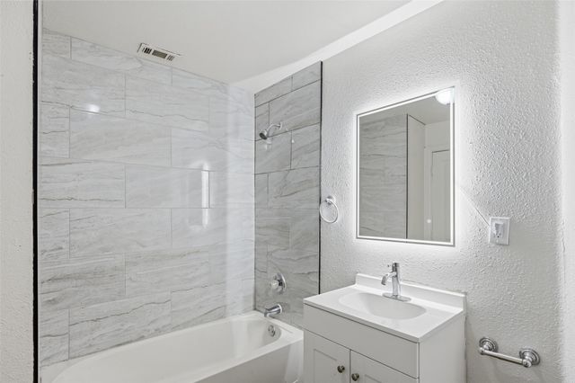 4310 Utah Avenue, Dallas, TX 75216