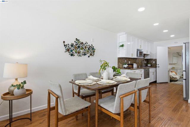 8318 Mulberry Pl, Dublin, CA 94568