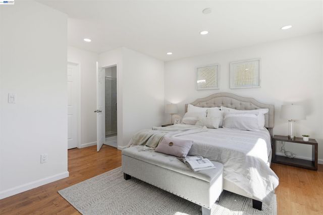 8318 Mulberry Pl, Dublin, CA 94568