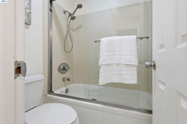 8318 Mulberry Pl, Dublin, CA 94568