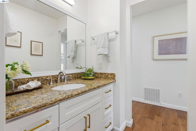 8318 Mulberry Pl, Dublin, CA 94568