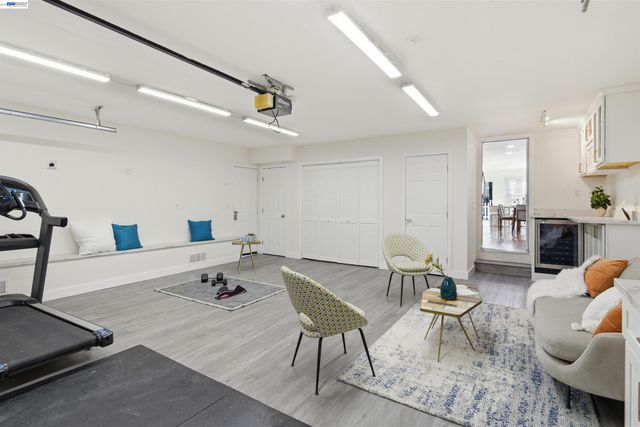 8318 Mulberry Pl, Dublin, CA 94568