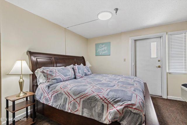 413 Baskins Creek Rd UNIT 308, Gatlinburg, TN 37738