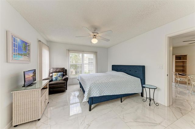 3980 IRONWOOD CIRCLE 301, Bradenton, FL 34209
