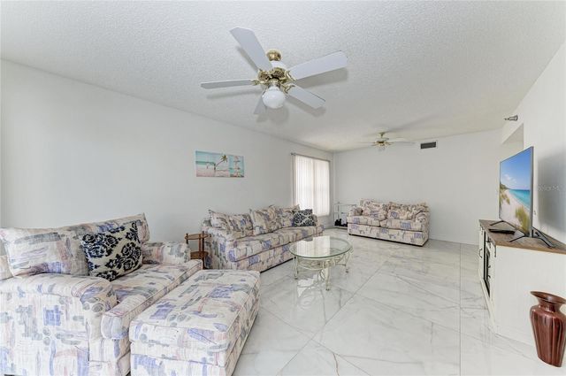 3980 IRONWOOD CIRCLE 301, Bradenton, FL 34209