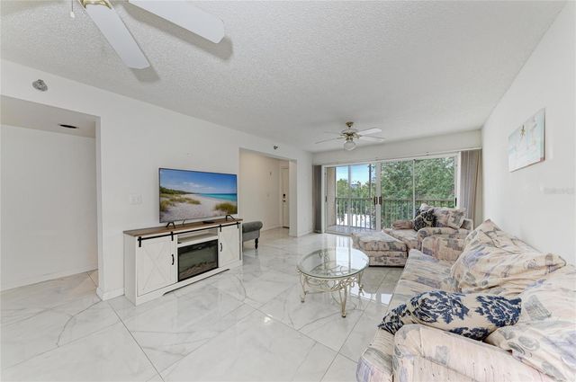 3980 IRONWOOD CIRCLE 301, Bradenton, FL 34209
