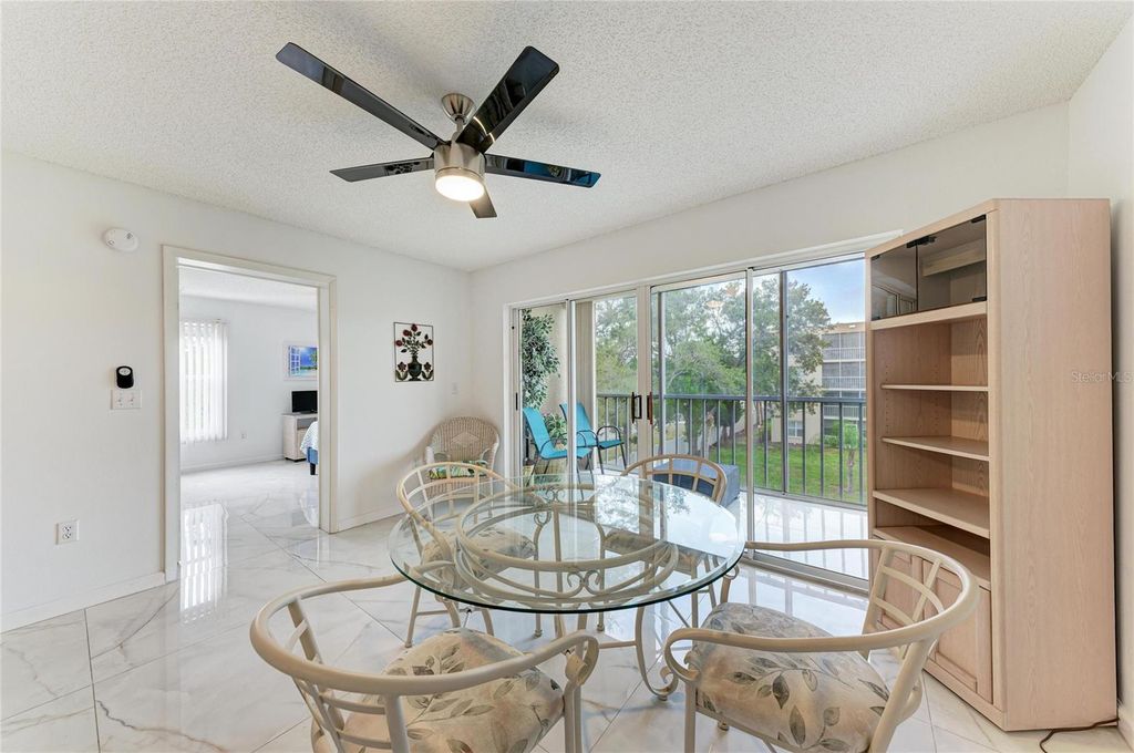 Image 17 of property listing at 3980 IRONWOOD CIRCLE 301, Bradenton, FL 34209