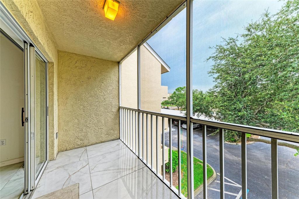 Image 29 of property listing at 3980 IRONWOOD CIRCLE 301, Bradenton, FL 34209