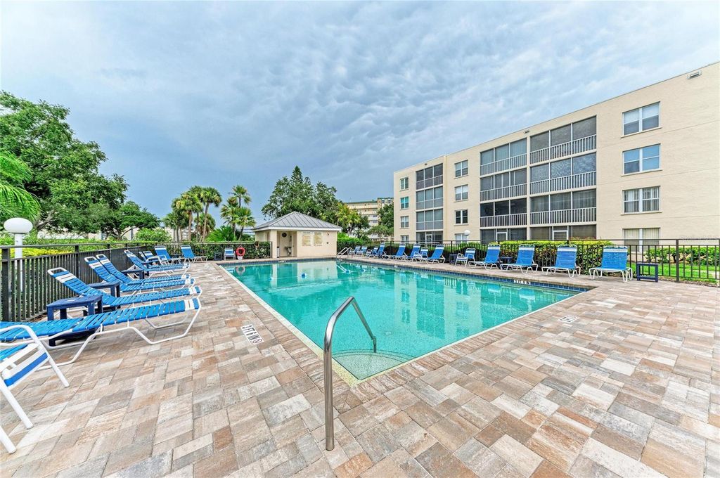 Image 35 of property listing at 3980 IRONWOOD CIRCLE 301, Bradenton, FL 34209