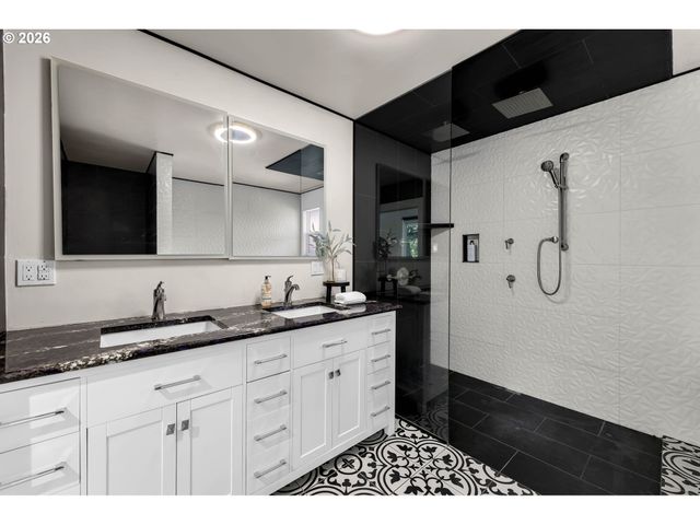 1705 Ne 117TH St, Vancouver, WA 98686