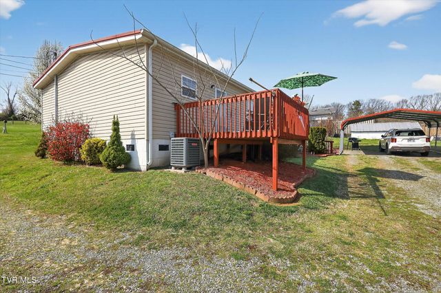 404 Ashville Avenue, Mount Carmel, TN 37645