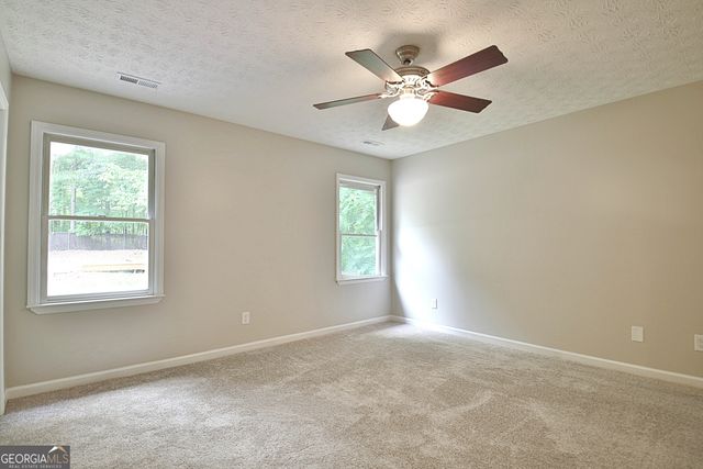 85 Holly Springs Road, Sharpsburg, GA 30277