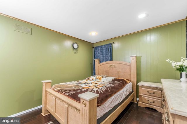 403 REGINA ST, Philadelphia, PA 19116