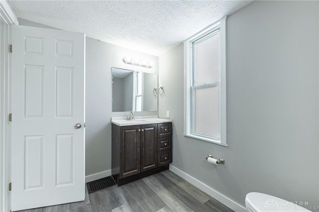 306 N Western Avenue, Springfield, OH 45504