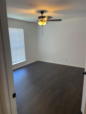 5621 Val Verde Street, Houston, TX 77057