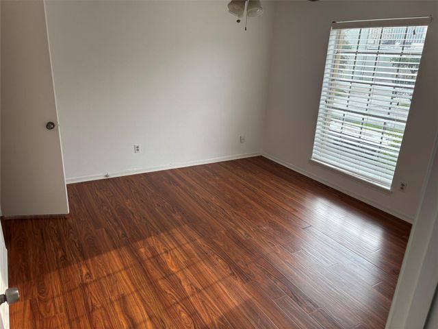 5621 Val Verde Street, Houston, TX 77057