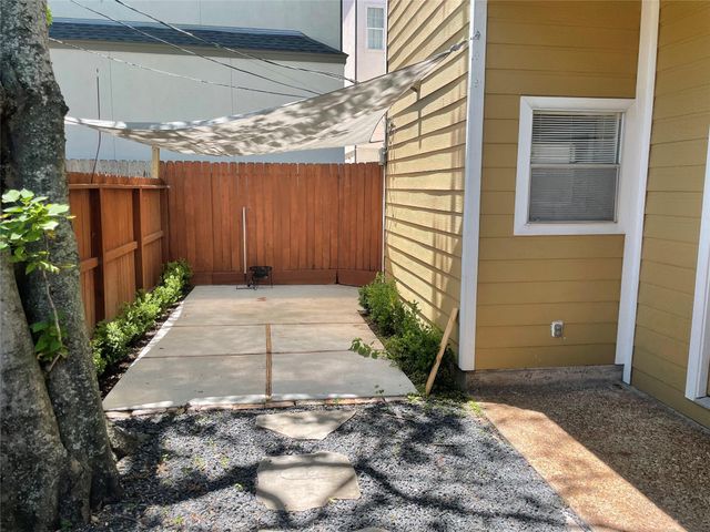 5621 Val Verde Street, Houston, TX 77057