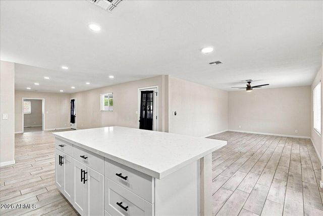 453 W MCLELLAN Road, Mesa, AZ 85201
