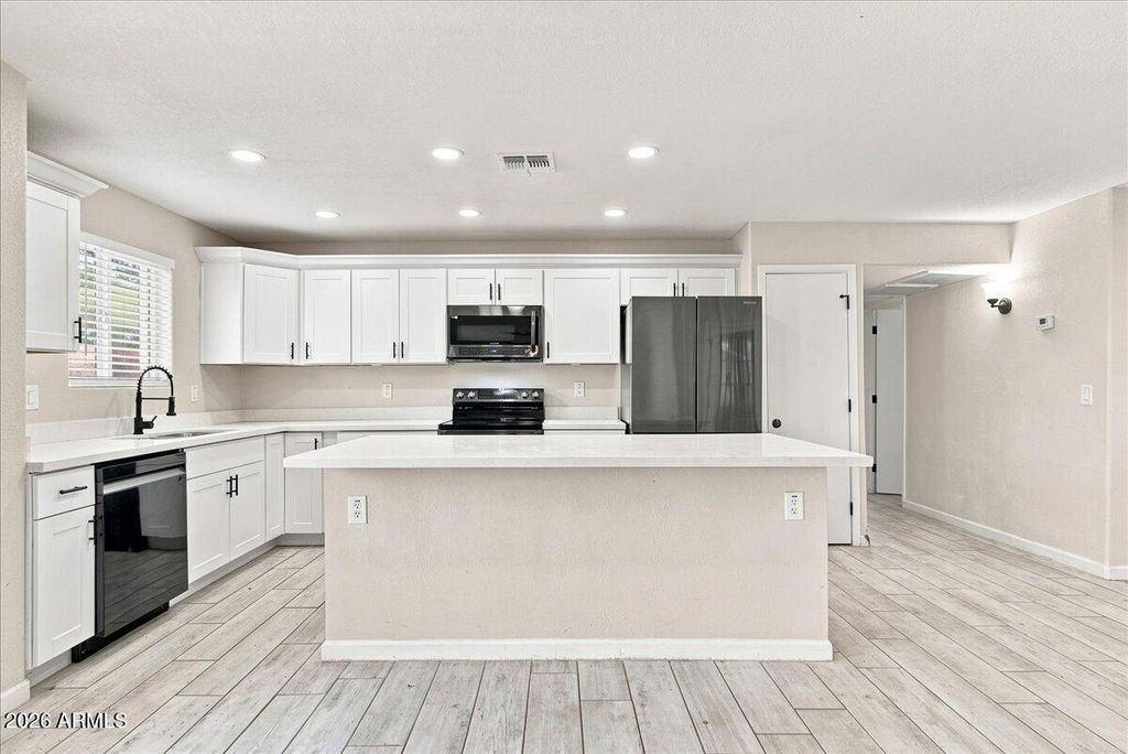453 W MCLELLAN Road, Mesa, AZ 85201 — photo 5