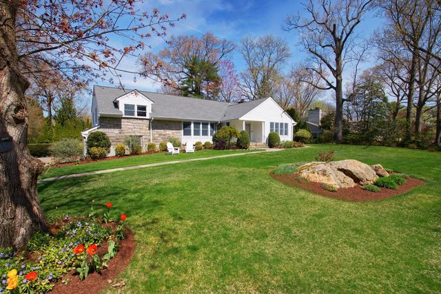17 Aspen Road, Scarsdale, NY 10583