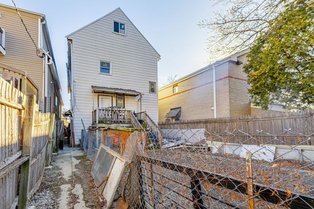 2522 W Haddon Avenue, Chicago, IL 60622