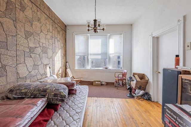 2522 W Haddon Avenue, Chicago, IL 60622