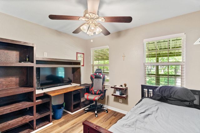 371 County Road 204, Liberty Hill, TX 78642