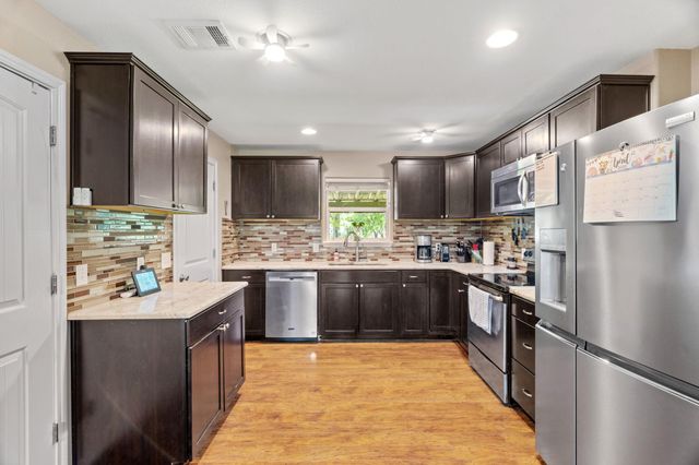 371 County Road 204, Liberty Hill, TX 78642
