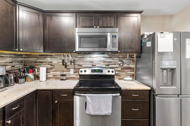 371 County Road 204, Liberty Hill, TX 78642