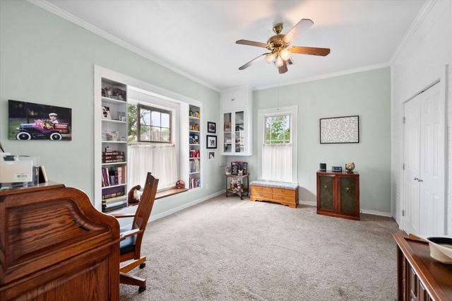 756 W 3rd Avenue, Corsicana, TX 75110
