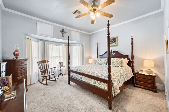756 W 3rd Avenue, Corsicana, TX 75110