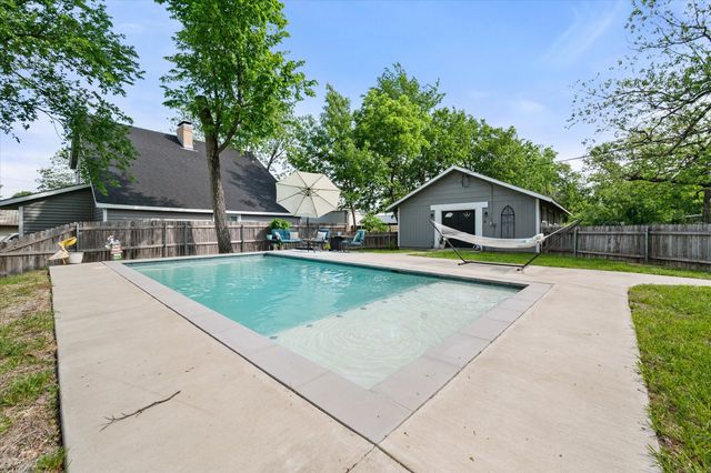 756 W 3rd Avenue, Corsicana, TX 75110