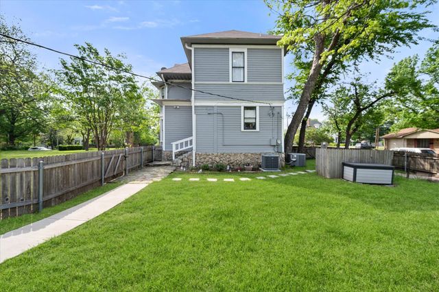 756 W 3rd Avenue, Corsicana, TX 75110